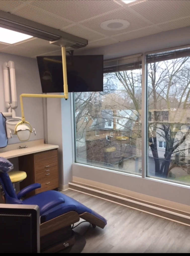 Global Dental Centre dental clinic in Toronto - Photo 3